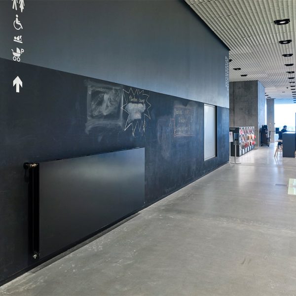 Black Integral Horizontal radiator