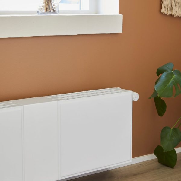Plan horizontal radiator
