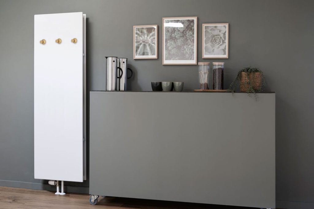 Vertical Integral radiator