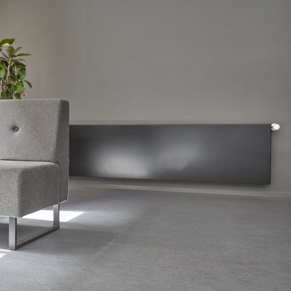 Integral Horizontal radiator grey
